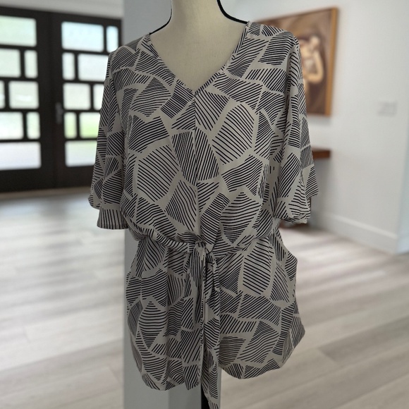 Tyche Pants - Tyche Black & White Romper Size Large